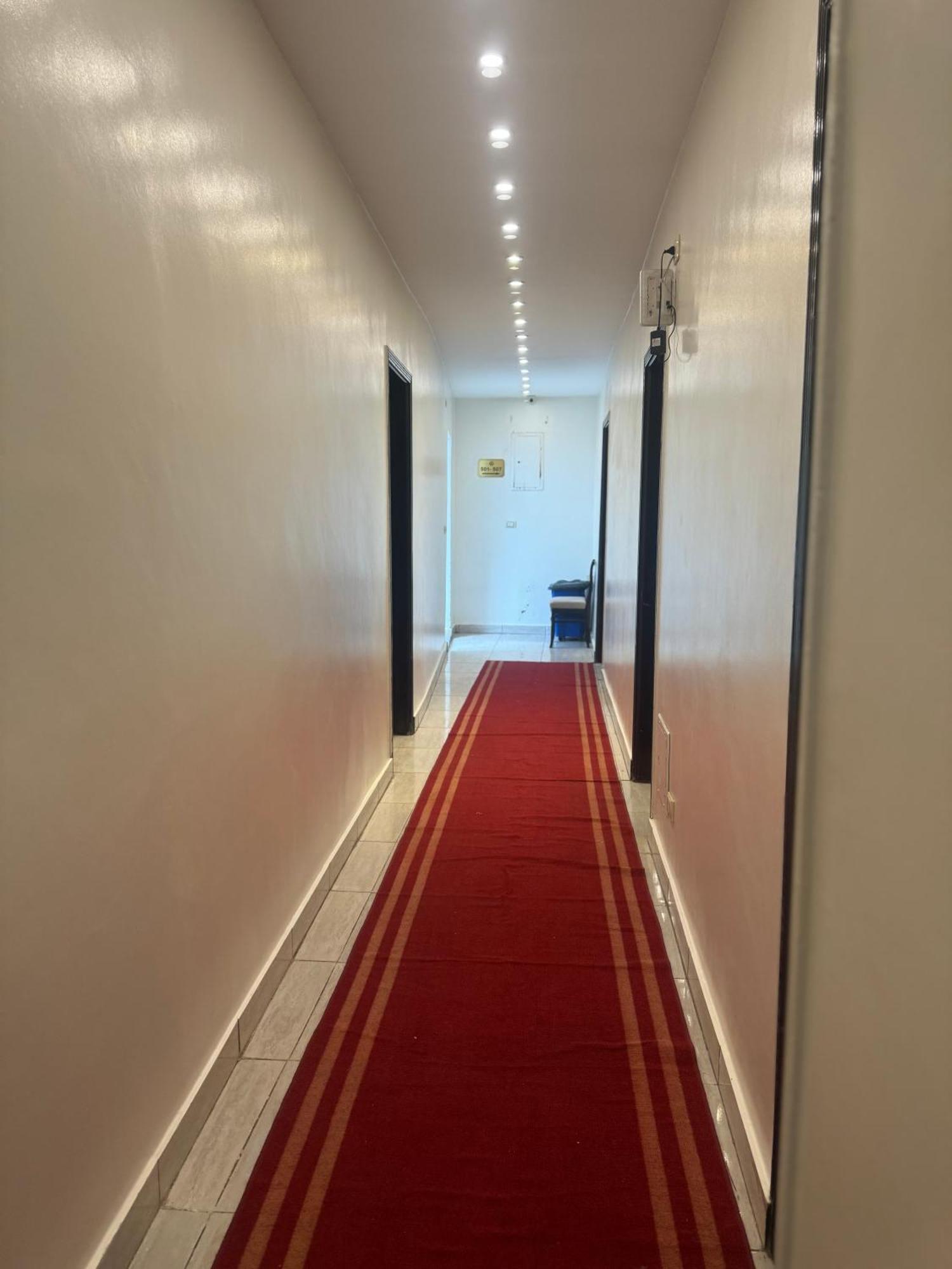 Pyramids And Sphinx Hotel Kafret el-Gabal Exterior foto